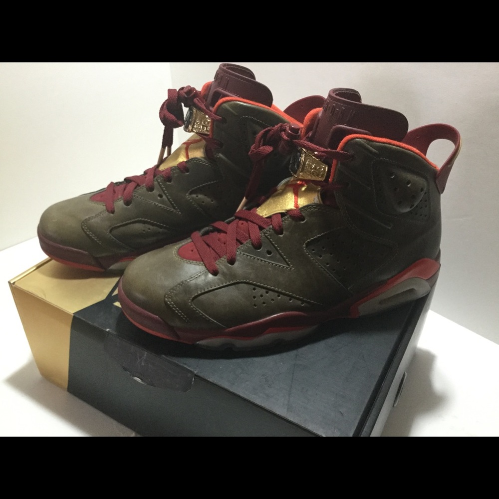 Air Jordan Retro 6---Cigars---Size 10